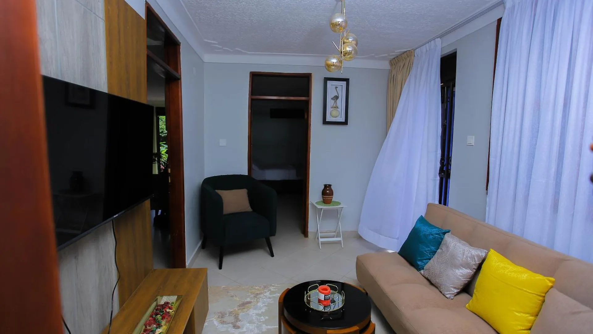 Le Bungalow Juane Кампала